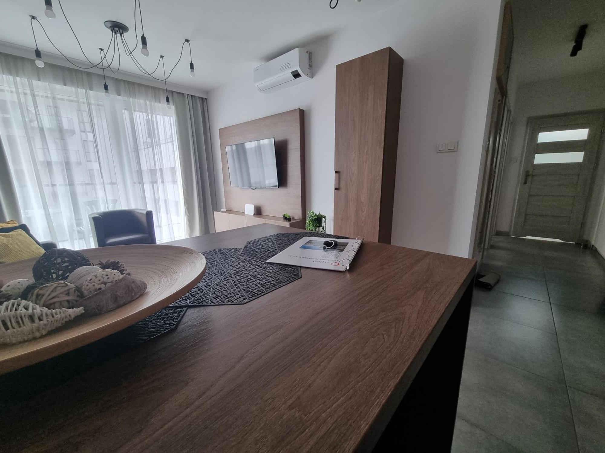 Q Apart Gold- Klimatyzowany 3 Pokojowy Apartament Przy Manufakturze Z Garazem Gratis, Fv วูดช์ ภายนอก รูปภาพ
