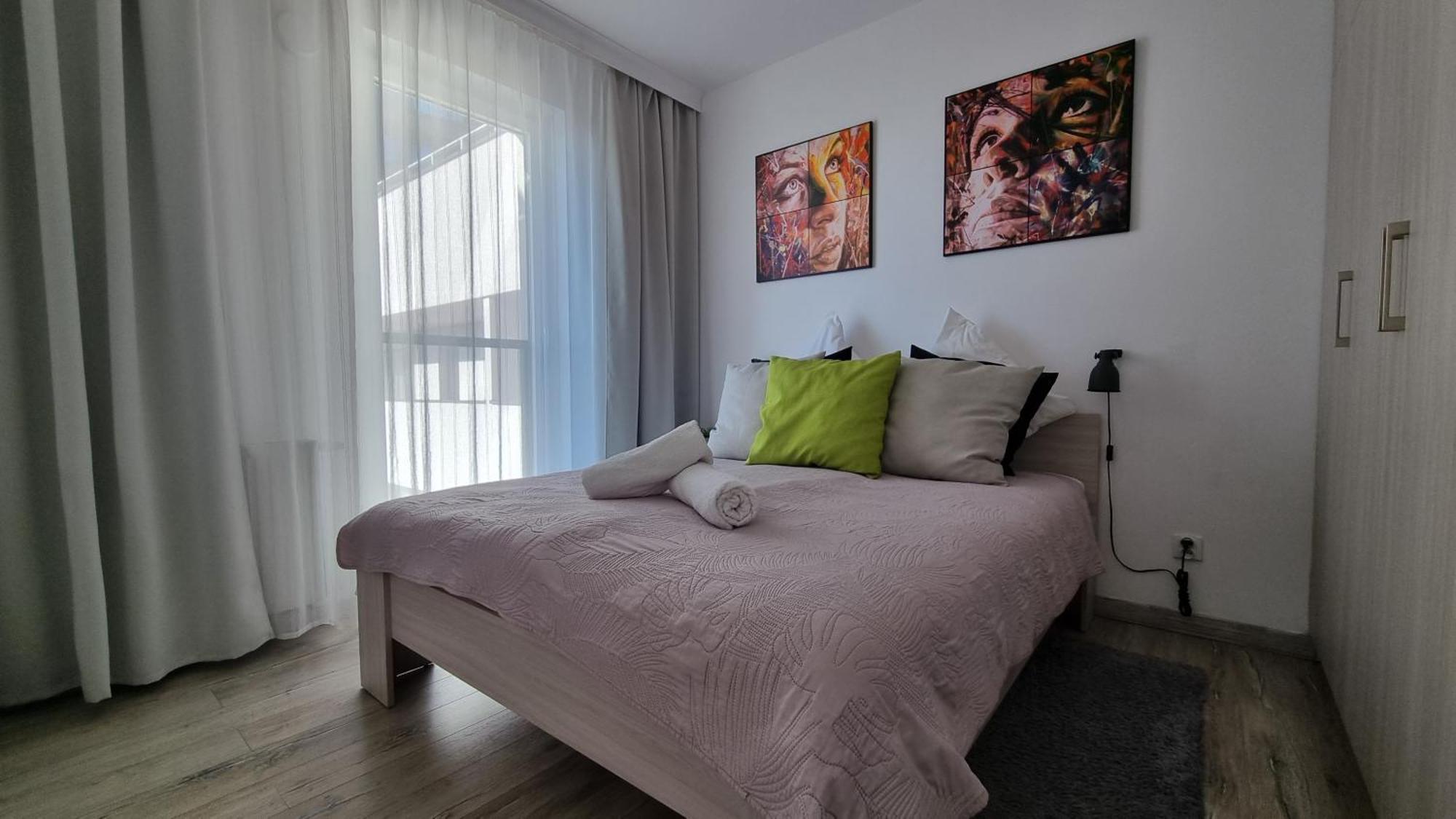 Q Apart Gold- Klimatyzowany 3 Pokojowy Apartament Przy Manufakturze Z Garazem Gratis, Fv วูดช์ ภายนอก รูปภาพ